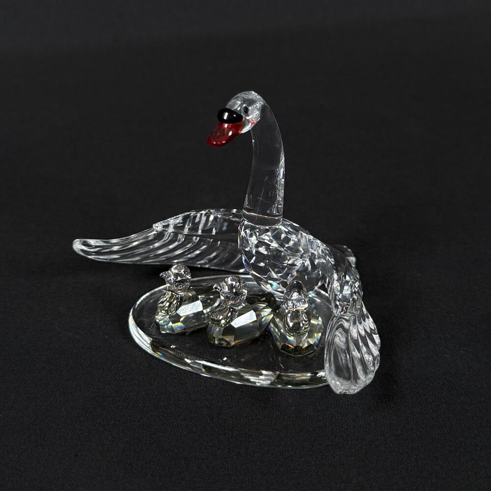 Vintage SWAROVSKI SWAN FAMILY Crystal glass figurine 2.5" tall